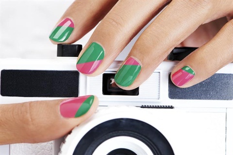 color blocking nails