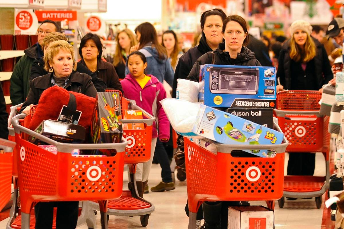 Black Friday 2013 Roundup: The Casualties and Cash Spent