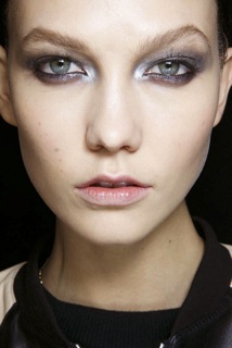 hbz-makeup-trends-fw2014-metallic-touches-02-Donna-Karan-bks-A-RF14-2521-lg